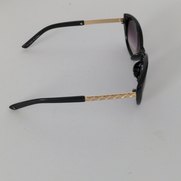 JR Sunglasses - Picture 3 of 6